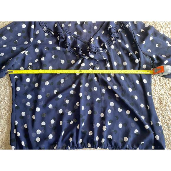 Lane Bryant Polka Dot Ruffle Blouse **. - Picture 3 of 4